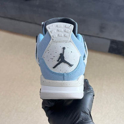 Air Jordan 4 “University Blue”