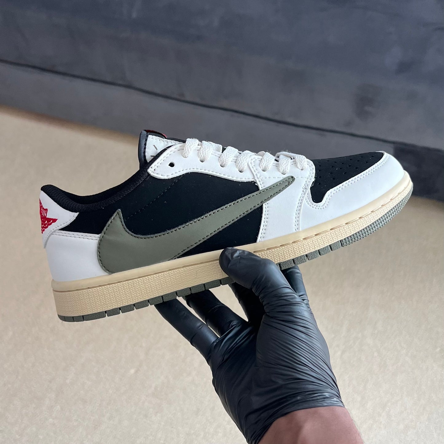 Travis Scott x Jordan 1 Low “Olive”