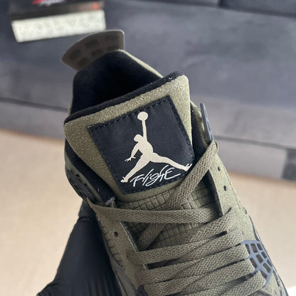 Air Jordan 4 Craft “Medium Olive”